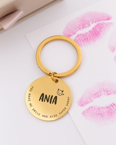 brelok z pikantnym grawerem dla niej.jpg